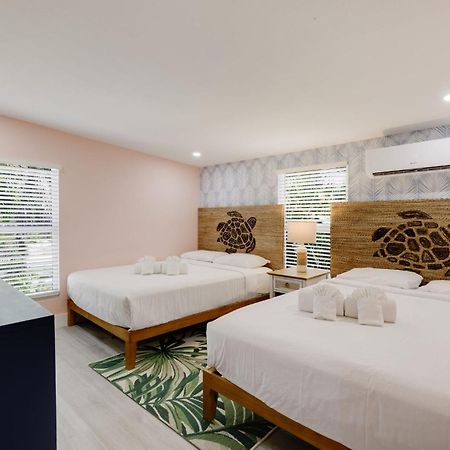 Charming Suite With Balcony And Bikes At Historic Sandpiper Inn Sanibel Exterior foto